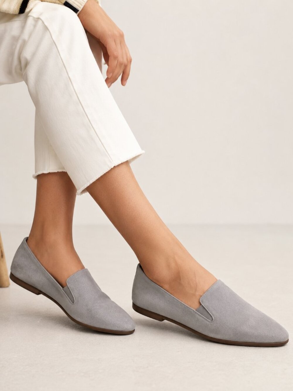 Lucky Brand Grey Suede Slip On Loafer Flats Womens 7.5 Comfort Shoes Fall Preppy